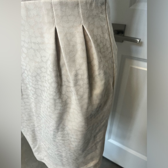 Banana Republic cream leopard sheath dress size xs item 07-37 - Picture 8 of 11